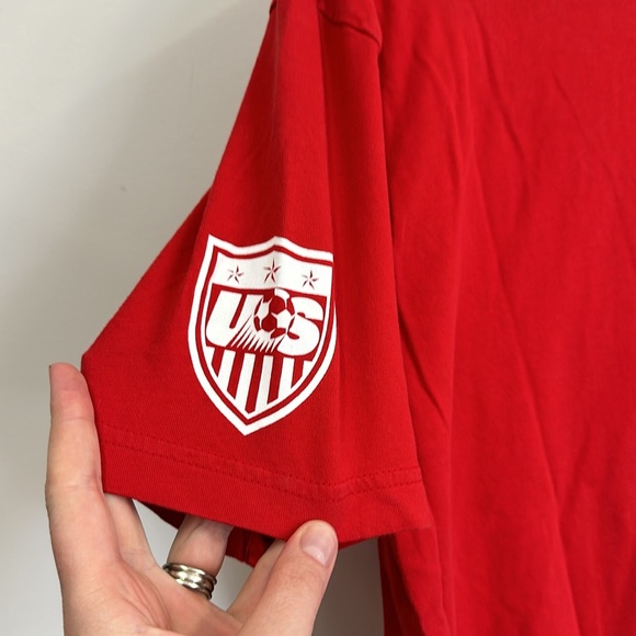Nike USA soccer red T-shirt L - Picture 5 of 6